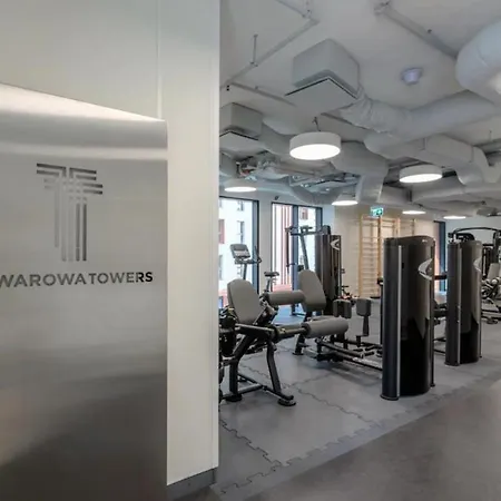 Towarowa Towers Parking & Gym - 23&24 Floor Sky High By Downtown شقة *