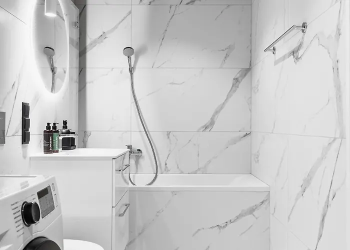 Towarowa Towers Parking & Gym - 23&24 Floor Sky High By Downtown דירה